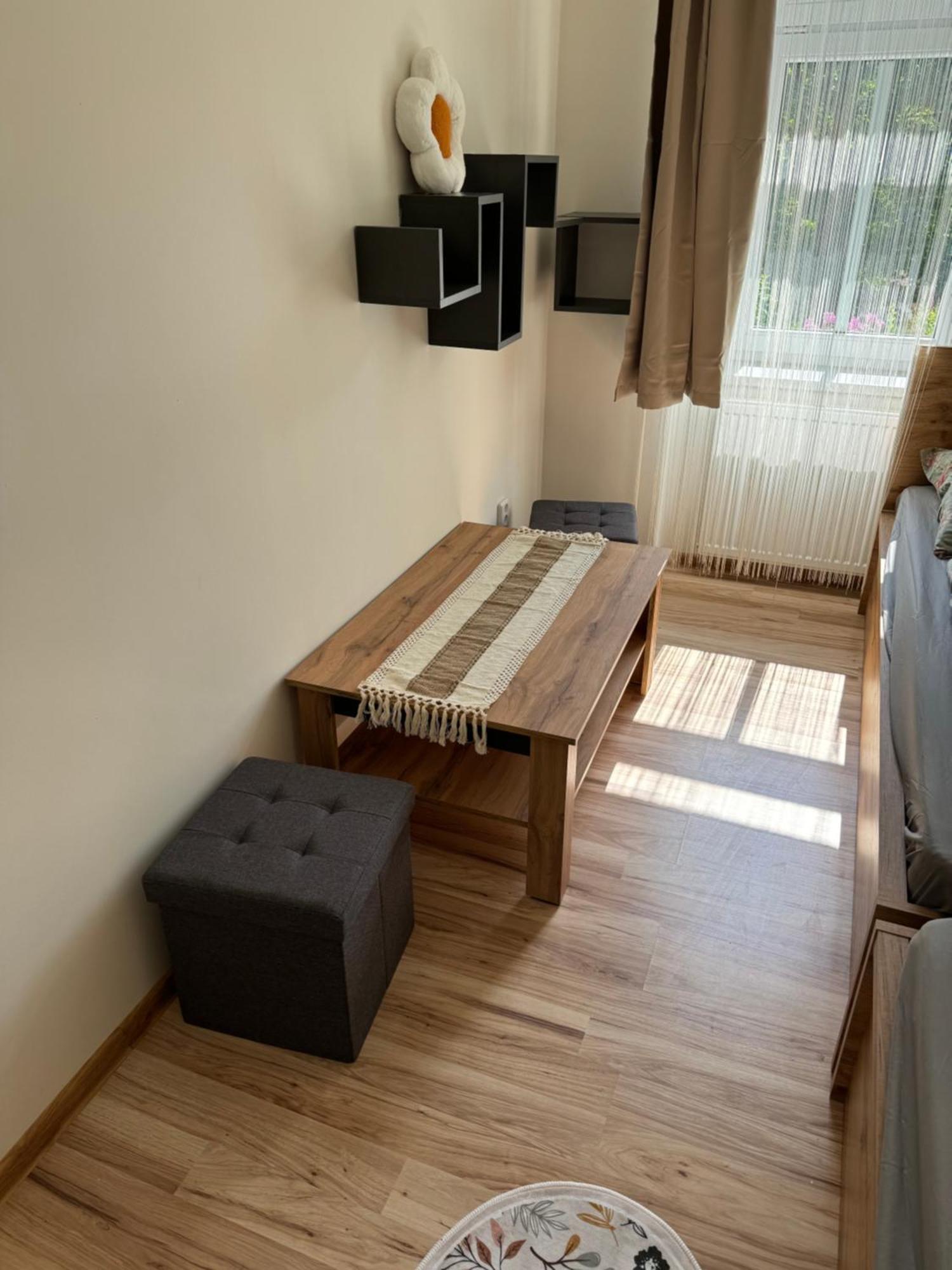 V Jachymove Pro 4 Osoby, Free Wifi Apartment *